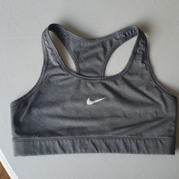 $20 each Nike Pro sports bra - Picture 6 of 7